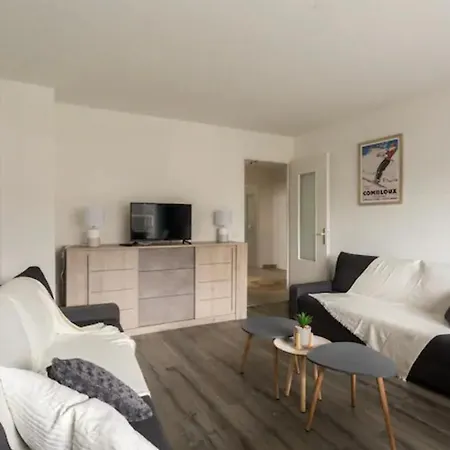 Dryades Gervais Apartment