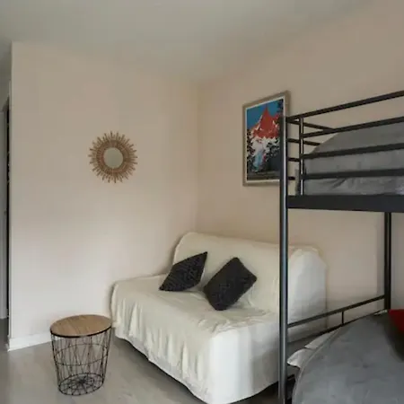 Dryades Gervais Apartment